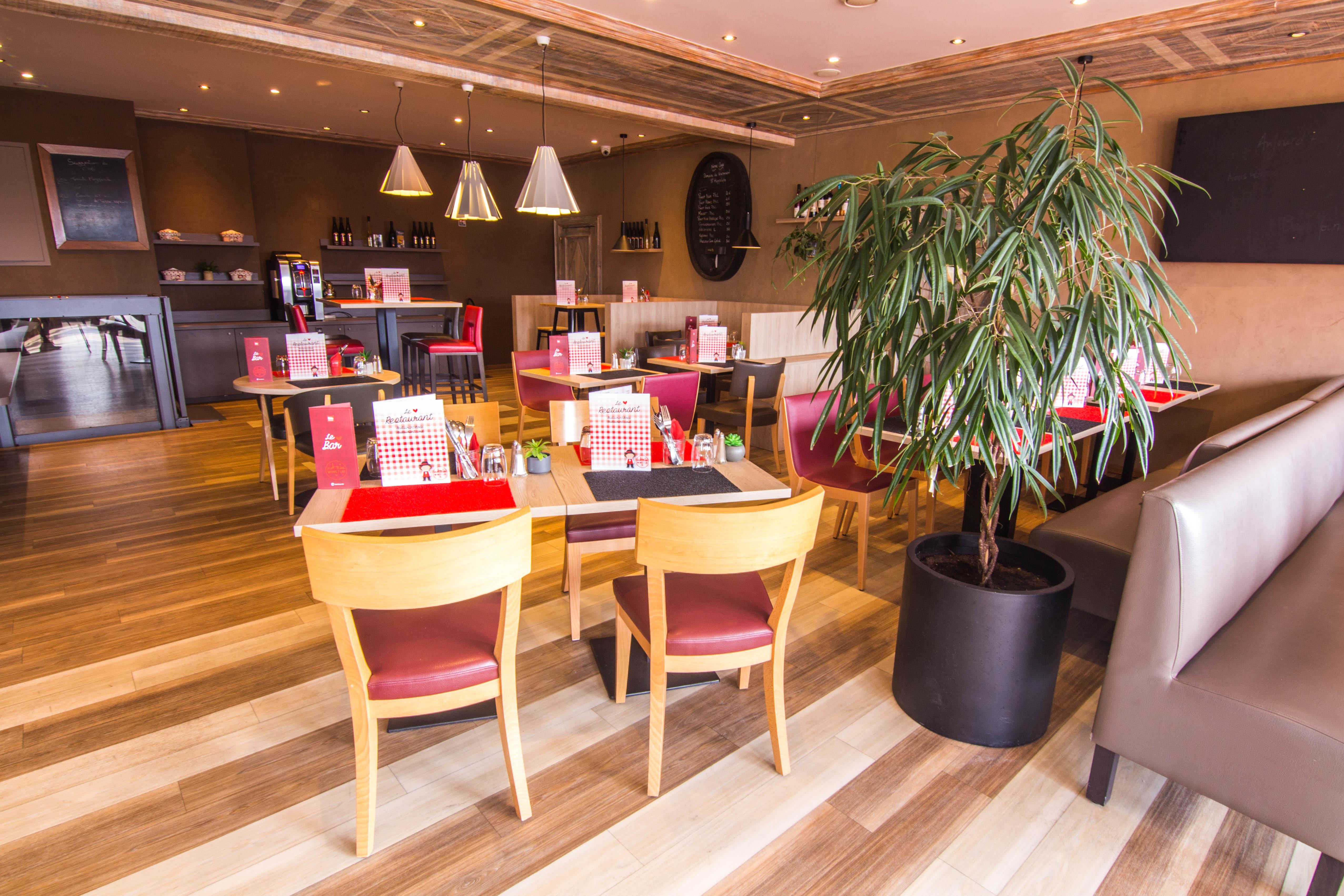 Ibis Colmar Est - Hotel Restaurant En Alsace Horbourg-Wihr Bagian luar foto