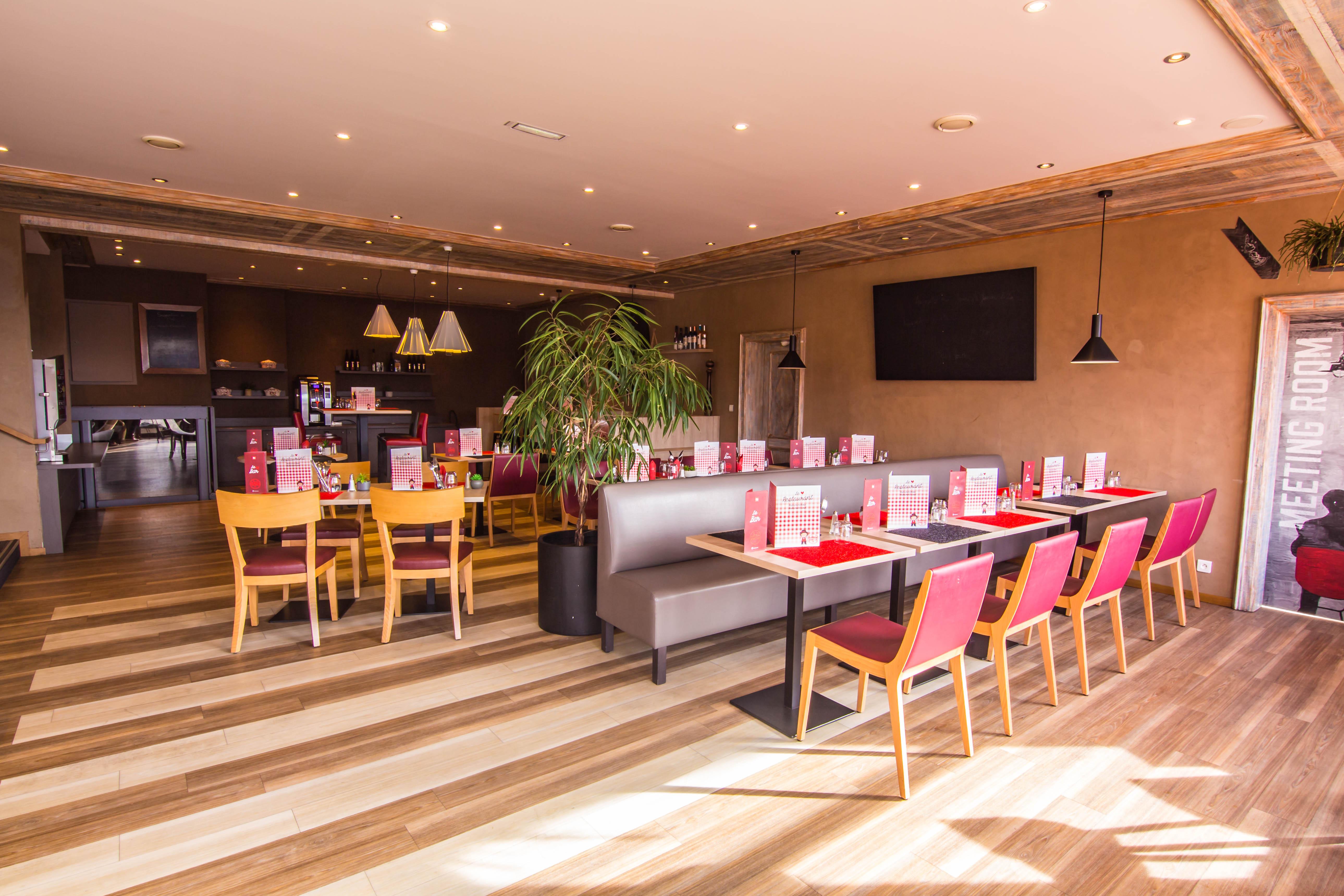 Ibis Colmar Est - Hotel Restaurant En Alsace Horbourg-Wihr Bagian luar foto
