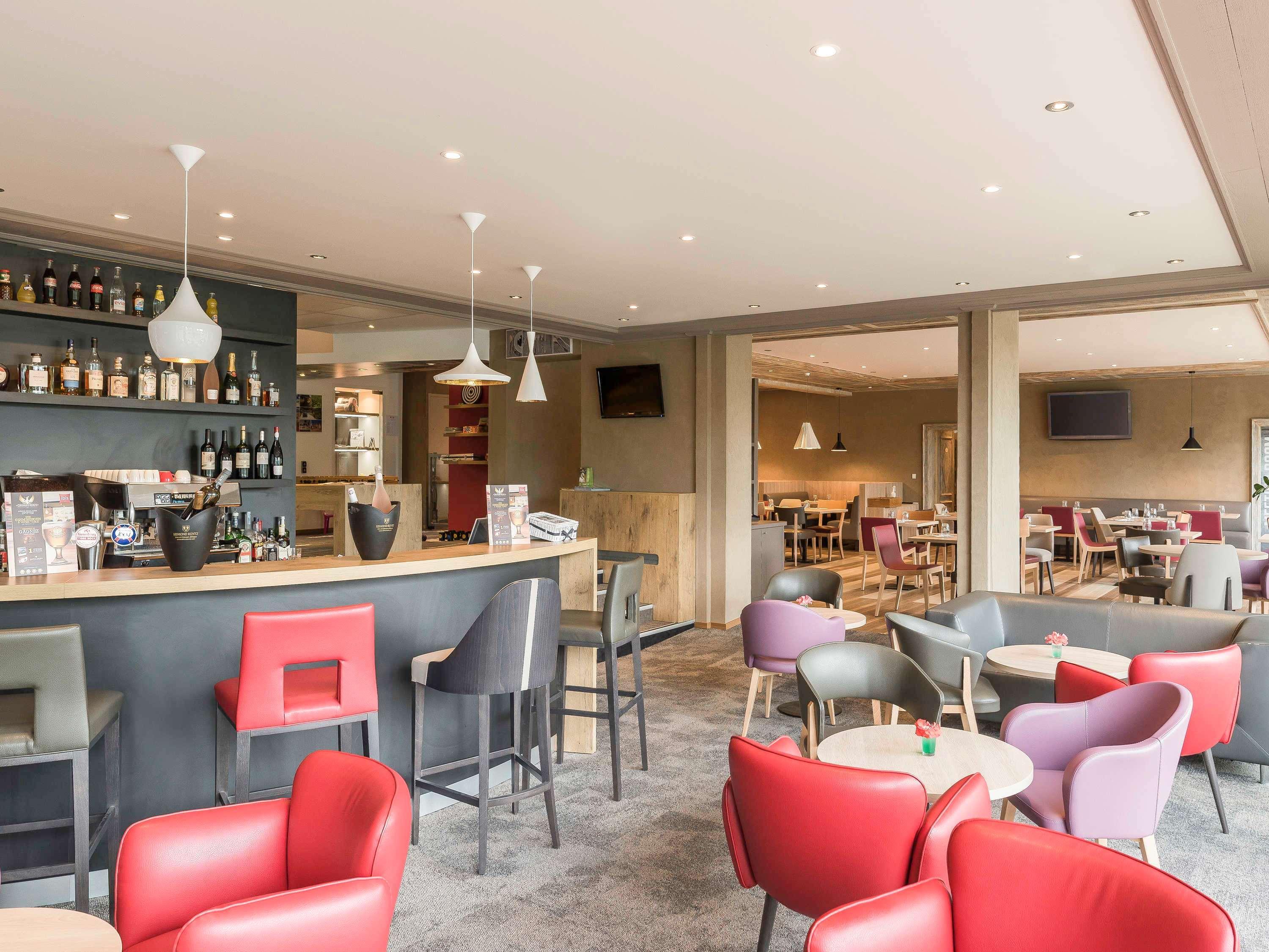 Ibis Colmar Est - Hotel Restaurant En Alsace Horbourg-Wihr Bagian luar foto