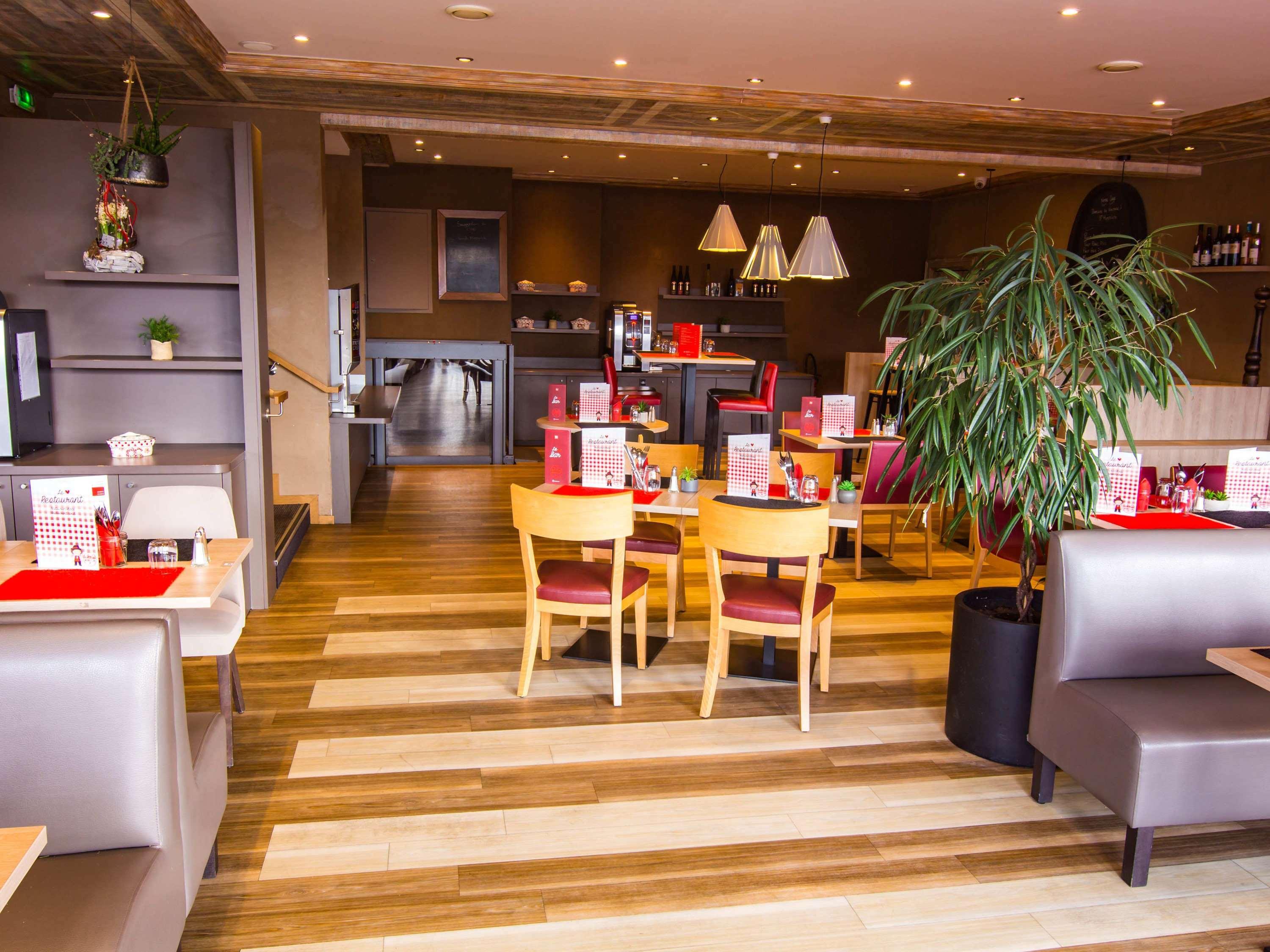 Ibis Colmar Est - Hotel Restaurant En Alsace Horbourg-Wihr Bagian luar foto